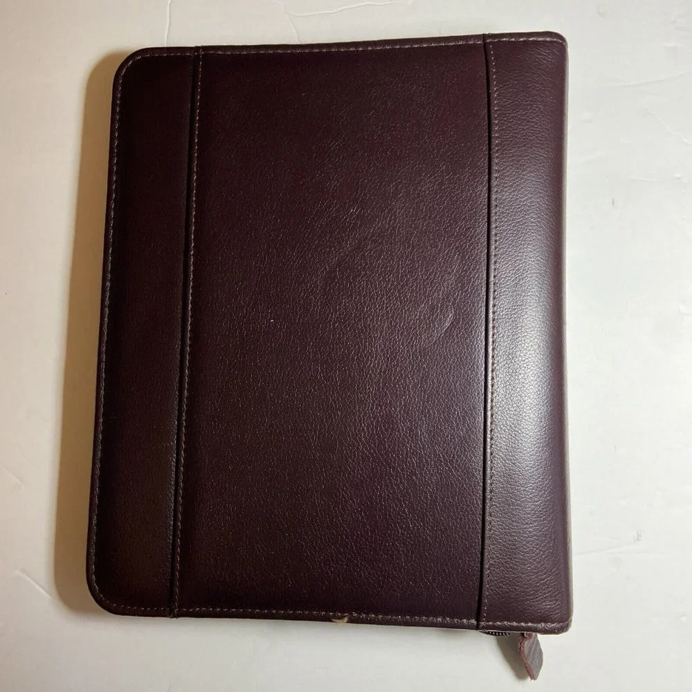 Franklin Covey Classic FC Basics Brown Leather Zipper Planner Binder Zip Around